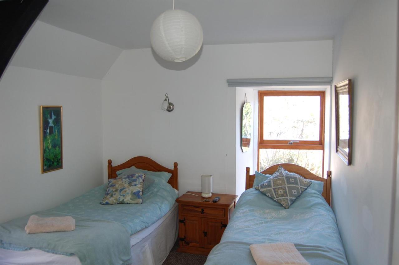 James John Hamilton House And Backpacker Hostel フィッシュガード エクステリア 写真